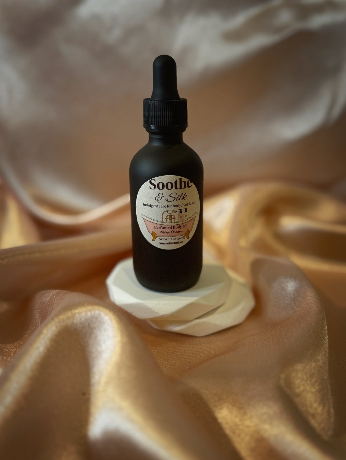 Mint Dream Perfumed Body Oil (2 fl.oz)